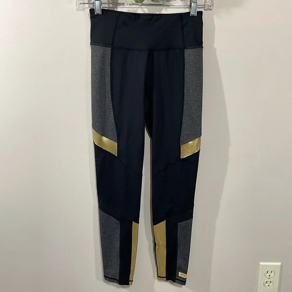NWOT Betsey Johnson Performance Black, Charcoal and Gold Color Block leggings XS - Picture 3 of 15